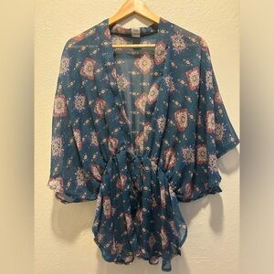 Sheer center tied cover up top